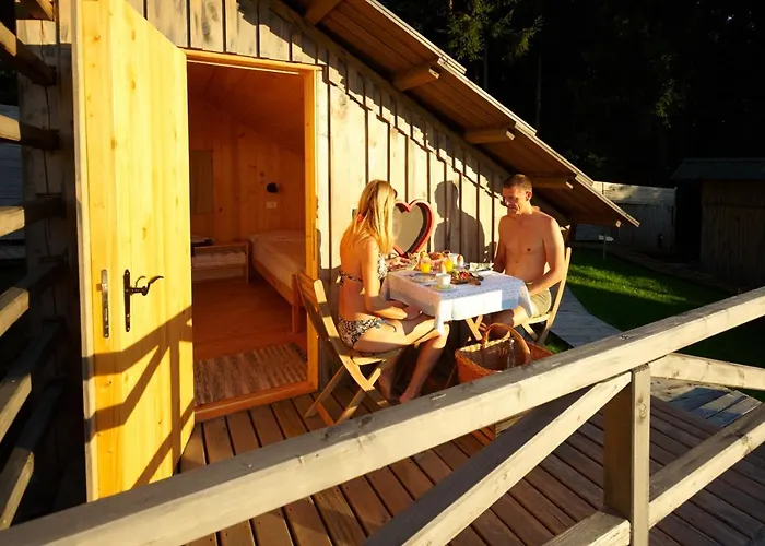 Alp Glamping Village *