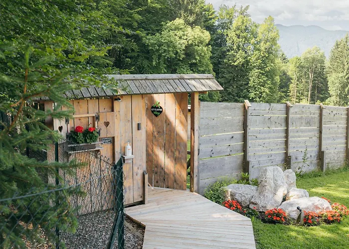 Alp Glamping Village Radovljica